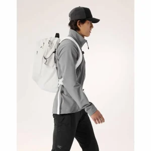 Women Arc'teryx Mantis 26L Backpack