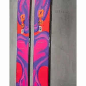 Armada ARW 88 Skis - Women's + Salomon Strive 12 GW Ski Bindings