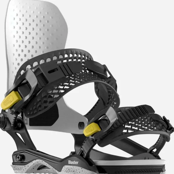 Bataleon Goliath Snowboard + Blaster Asymwrap Snowboard Bindings 2025