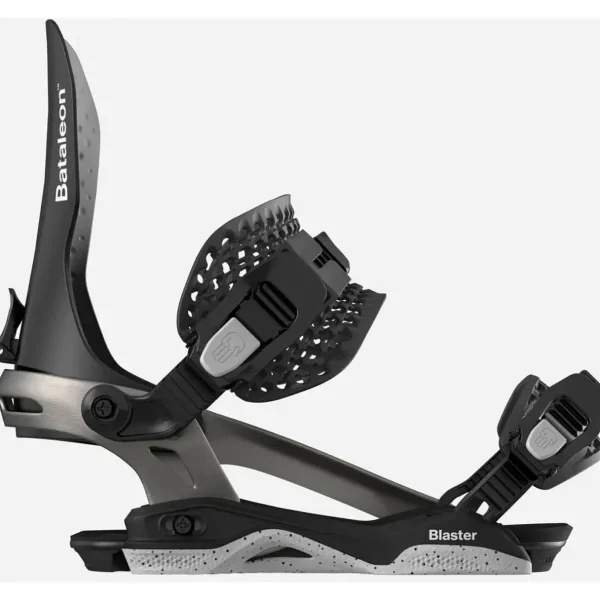Bataleon Goliath Snowboard + Blaster Asymwrap Snowboard Bindings 2025