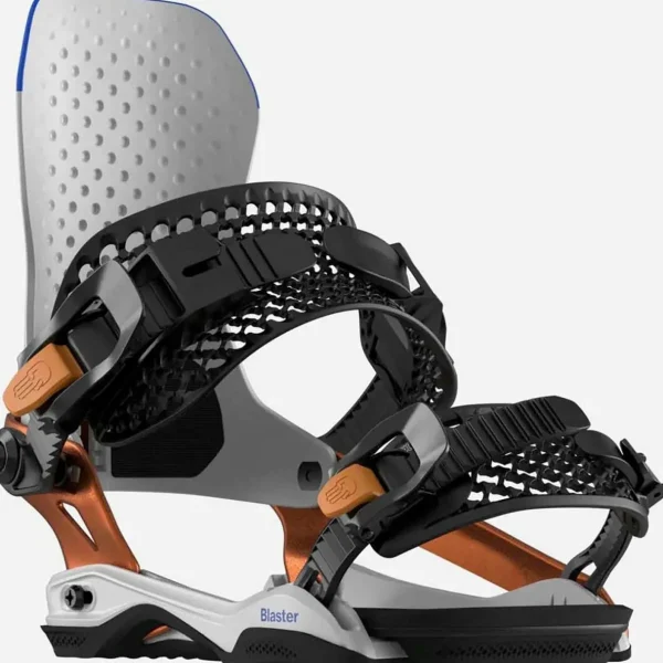 Bataleon Goliath Snowboard + Blaster Asymwrap Snowboard Bindings 2025