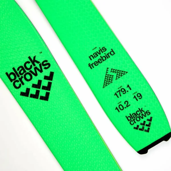 Black Crows Navis Freebird Skis + Pilus Navis Freebird Climbing Skins 2024
