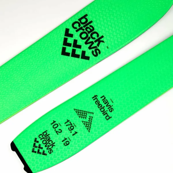 Black Crows Navis Freebird Skis + Pilus Navis Freebird Climbing Skins 2024