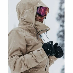 Women Burton AK Embark GORE-TEX 2L Jacket - Women's