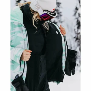Women Burton AK Embark GORE-TEX 2L Jacket - Women's