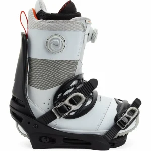 Burton Custom Flying V Snowboard + Cartel X Snowboard Bindings 2025