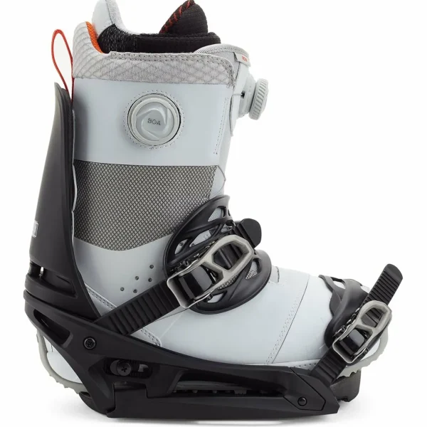 Burton Custom X Snowboard + Cartel X EST Snowboard Bindings 2025