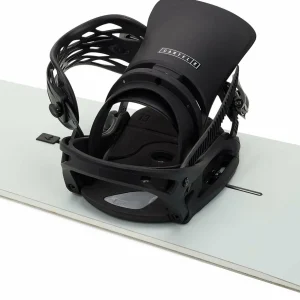 Burton Custom X Snowboard + Cartel X EST Snowboard Bindings 2025