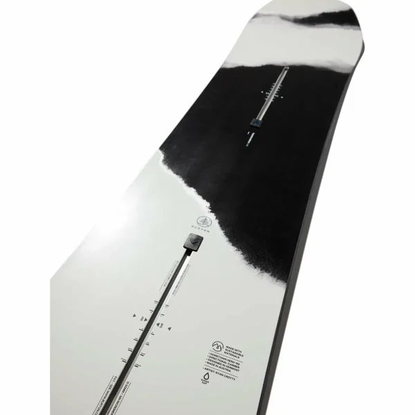 Burton Family Tree Hometown Hero Snowboard 2025