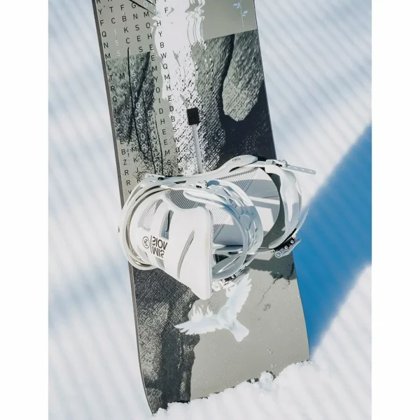 Burton Instigator Flat Top Snowboard + Mission Snowboard Bindings 2025