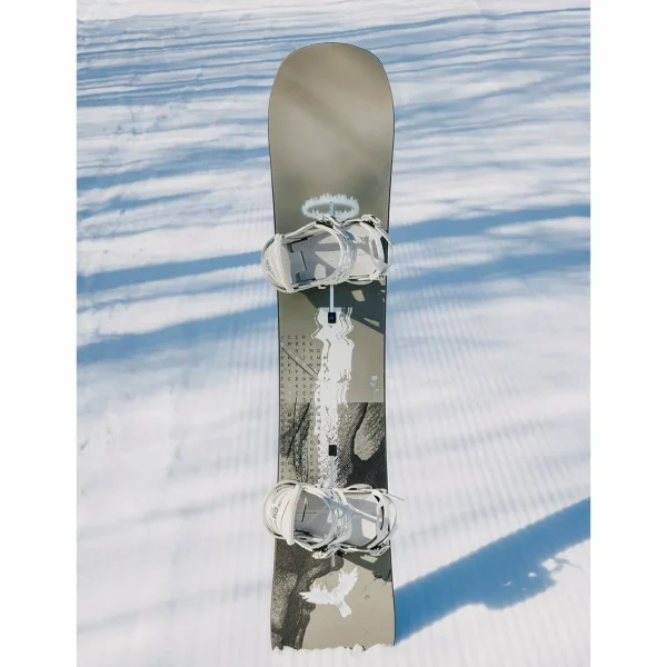 Burton Instigator Flat Top Snowboard + Mission Snowboard Bindings 2025