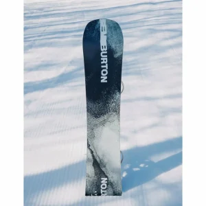 Burton Instigator Flat Top Snowboard + Mission Snowboard Bindings 2025