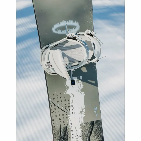 Burton Instigator Flat Top Snowboard + Mission Snowboard Bindings 2025