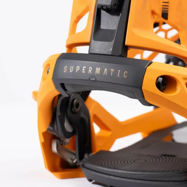 GNU GWO C3 LTD Snowboard + Nidecker Supermatic Snowboard Bindings 2025