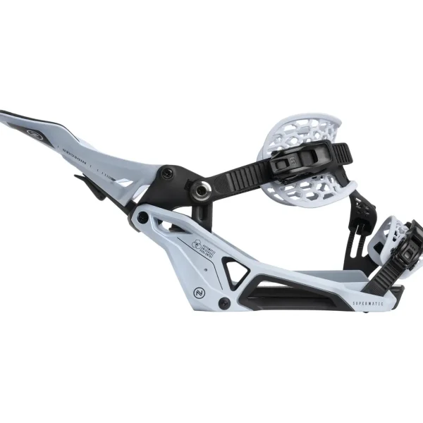 GNU GWO C3 LTD Snowboard + Nidecker Supermatic Snowboard Bindings 2025