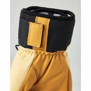 Women Hestra Topo 3-Finger Gloves