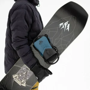 Jones Mountain Twin Pro Snowboard + Mercury Snowboard Bindings + thirtytwo TM-2 XLT Snowboard Boots 2025