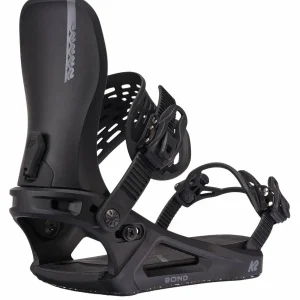 K2 Niseko Pleasures Snowboard + Bond Snowboard Bindings 2025
