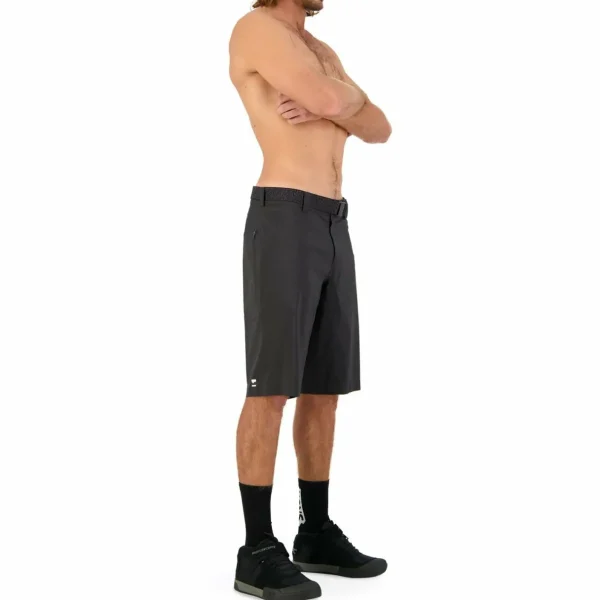 MONS ROYALE Virage Shorts