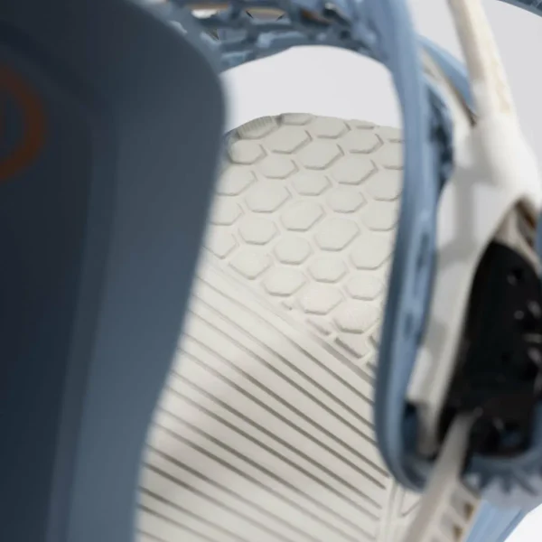 Nidecker Mellow Snowboard + Kaon Snowboard Bindings 2025