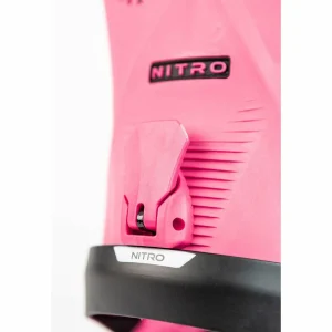 Nitro Banker Snowboard + Phantom Snowboard Bindings 2025