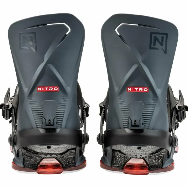 Nitro Banker Snowboard + Phantom Snowboard Bindings 2025