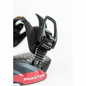 Nitro Banker Snowboard + Phantom Snowboard Bindings 2025