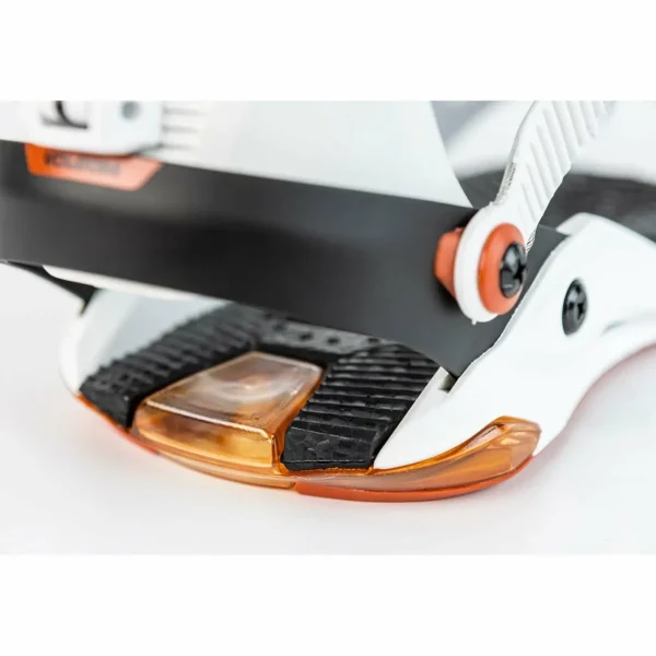 Nitro Banker Snowboard + Phantom Snowboard Bindings 2025