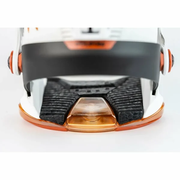 Nitro Banker Snowboard + Phantom Snowboard Bindings 2025