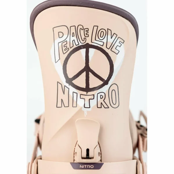 Nitro Lectra Brush Snowboard + Cosmic Snowboard Bindings + Flora Boa Snowboard Boots - Women's 2025