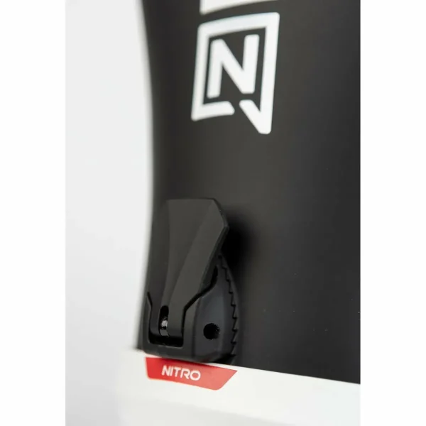Nitro Optisym Snowboard + One Snowboard Bindings 2025
