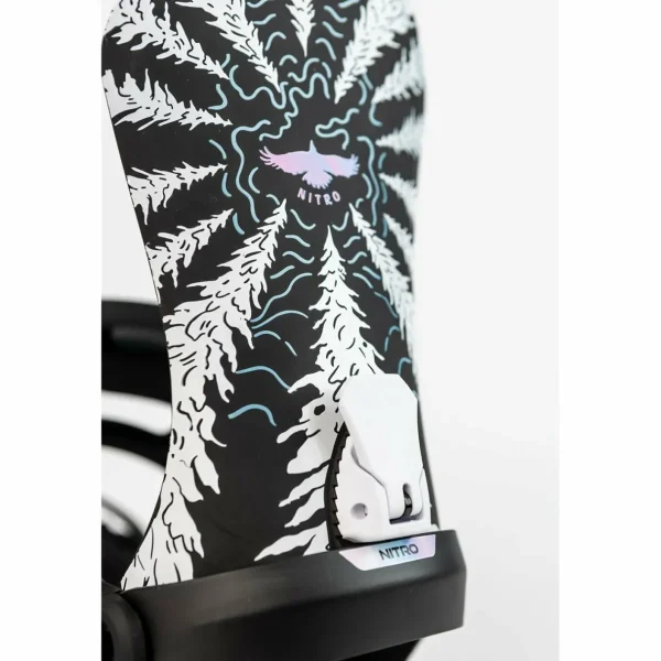 Nitro Optisym Snowboard + One Snowboard Bindings 2025