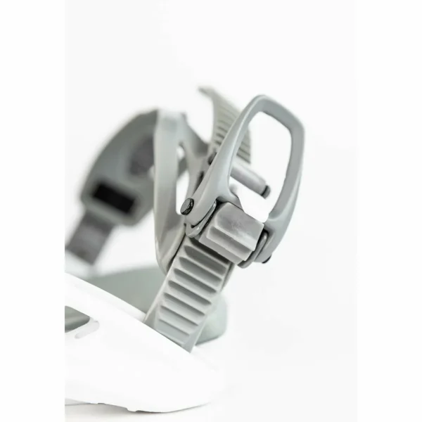 Nitro Optisym Snowboard + One Snowboard Bindings 2025