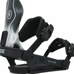 Ride Burnout Snowboard + A-10 Snowboard Bindings 2025
