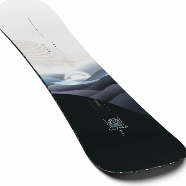 Salomon Bellevue Snowboard + Highlander Snowboard Bindings - Women's 2025