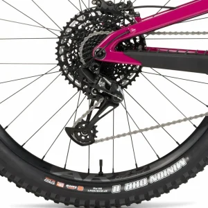 Santa Cruz Bronson 5 C R Complete Mountain Bike 2025