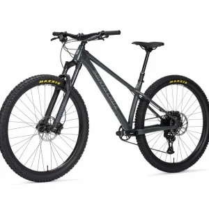Santa Cruz Chameleon 8 A D Complete Mountain Bike 2024