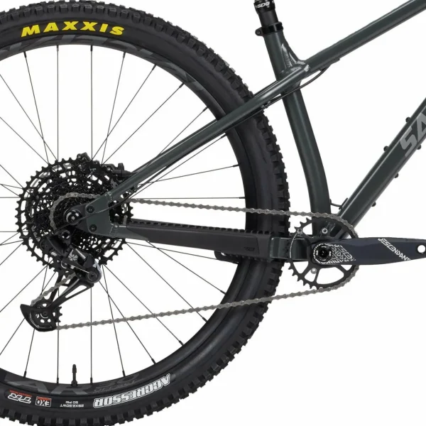 Santa Cruz Chameleon 8 A R Complete Mountain Bike - Blem