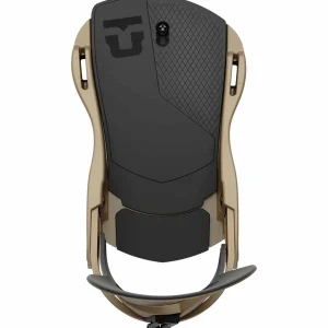 Season Aero Snowboard + Union Atlas Snowboard Bindings 2025
