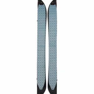 Season Pass Splitboard + Spark R&D Surge ST Splitboard Bindings + Canted Pucks 2025