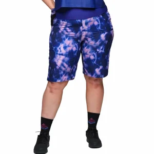Women Shredly Limitless 11" Stretch Waistband High-Rise Shorts - Women's