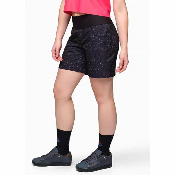 Women Shredly Limitless 7" Stretch Waistband High-Rise Shorts- Women's