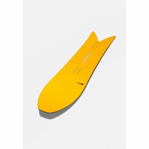United Shapes Experiment Snowboard 2025