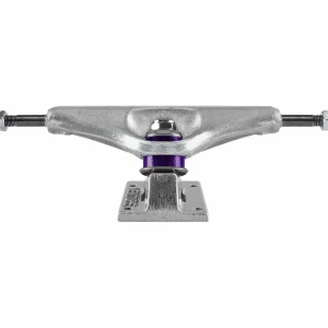 Venture Polished 5.8 Skateboard Truck