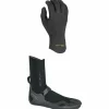 XCEL 2mm Comp X 5-Finger Wetsuit Gloves + 3mm Infiniti Split Toe Wetsuit Boots