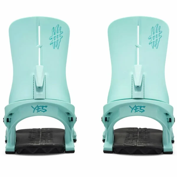 Yes. Menace Snowboard + Vetta Snowboard Bindings - Women's 2025